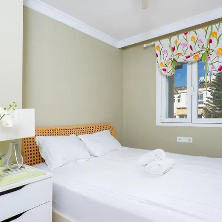 Penthouse With Seaview By Costarentals - Ref 08