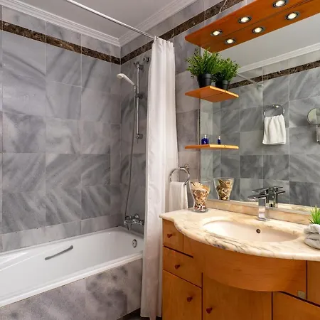 Penthouse With Seaview By Costarentals - Ref 08 公寓 *