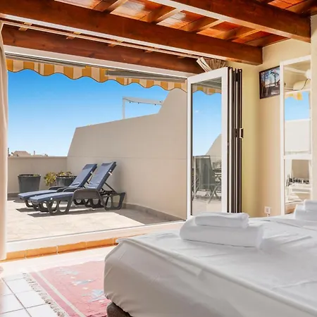 公寓 Penthouse With Seaview By Costarentals - Ref 08